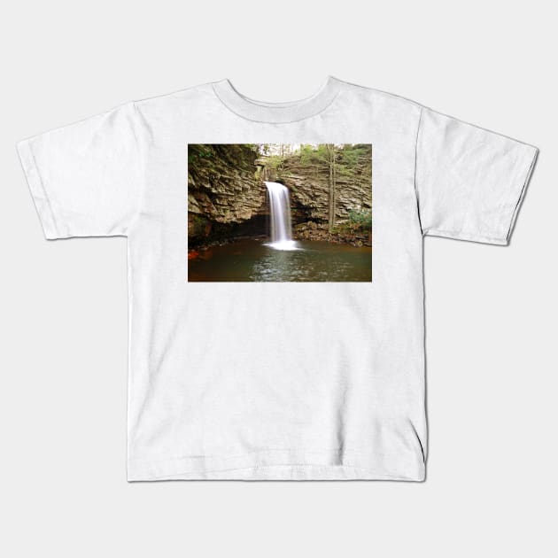 Amphitheater Kids T-Shirt by PaulLu